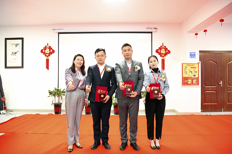 元琛科技隆重舉行2021年度頒獎典禮暨第五屆元琛英才獎頒獎盛典 元琛科技隆重舉行2021年度頒獎典禮暨第五屆元琛英才獎頒獎盛典