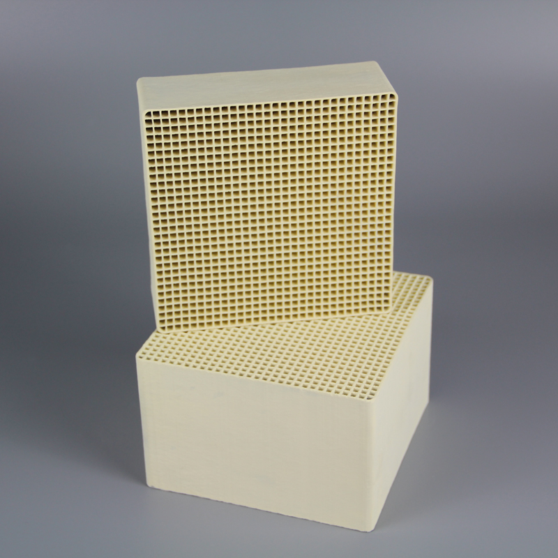 SCR脫硝催化劑長(zhǎng)時(shí)間使用后會(huì)降低其活性嗎？